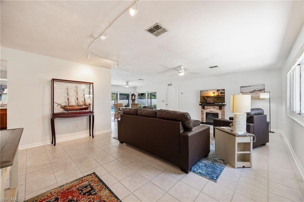 18381 Panther Trail Ln, North Fort Myers, FL 33917 Photo