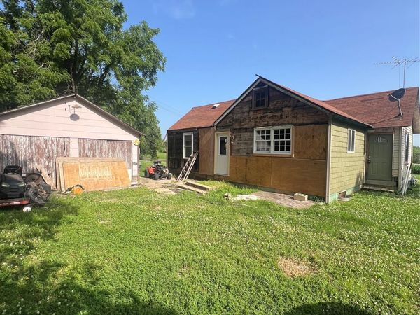 2212 Summit Street, Marshalltown, IA 50158