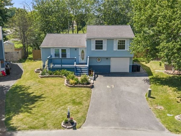 3882 Pintail, Liverpool, NY 13090