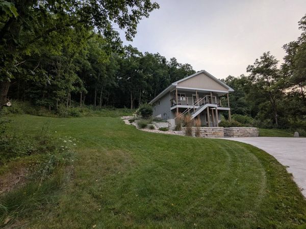 5050 Mounds Park Road, Blue Mounds, WI 53507