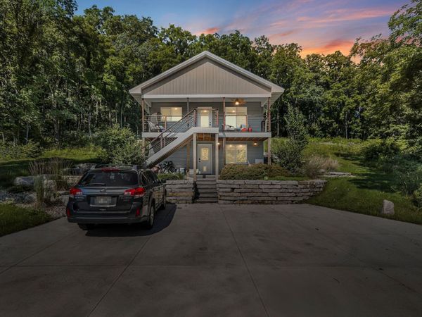 5050 Mounds Park Road, Blue Mounds, WI 53507