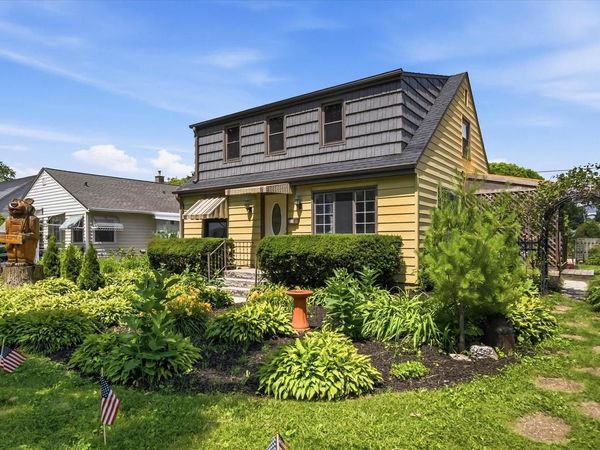 4100 S Hately AVENUE, Saint Francis, WI 53235