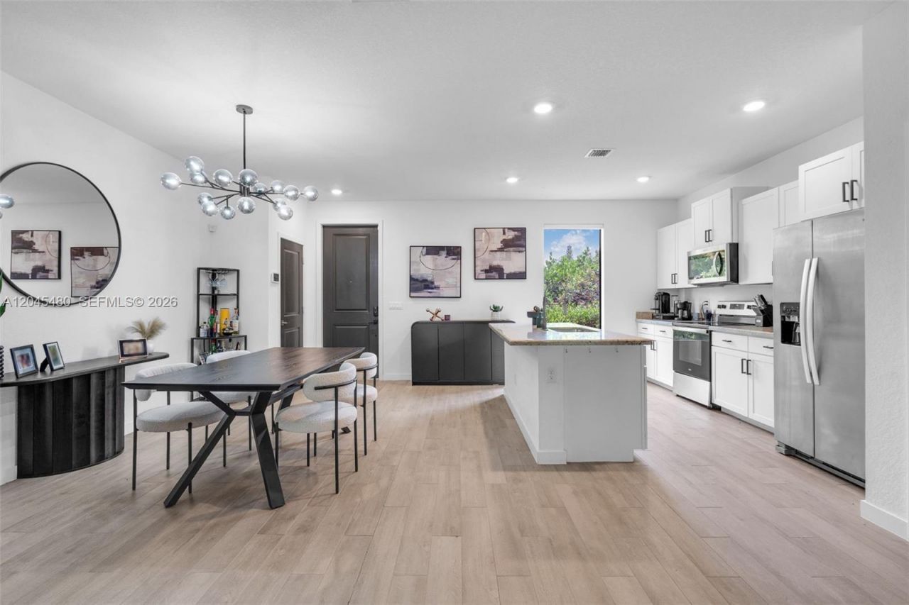 387 NW 17th St , Fort Lauderdale, FL 33311 Photo
