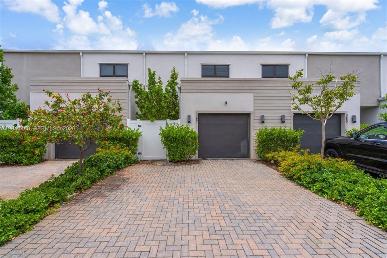 387 NW 17th St , Fort Lauderdale, FL 33311 Photo
