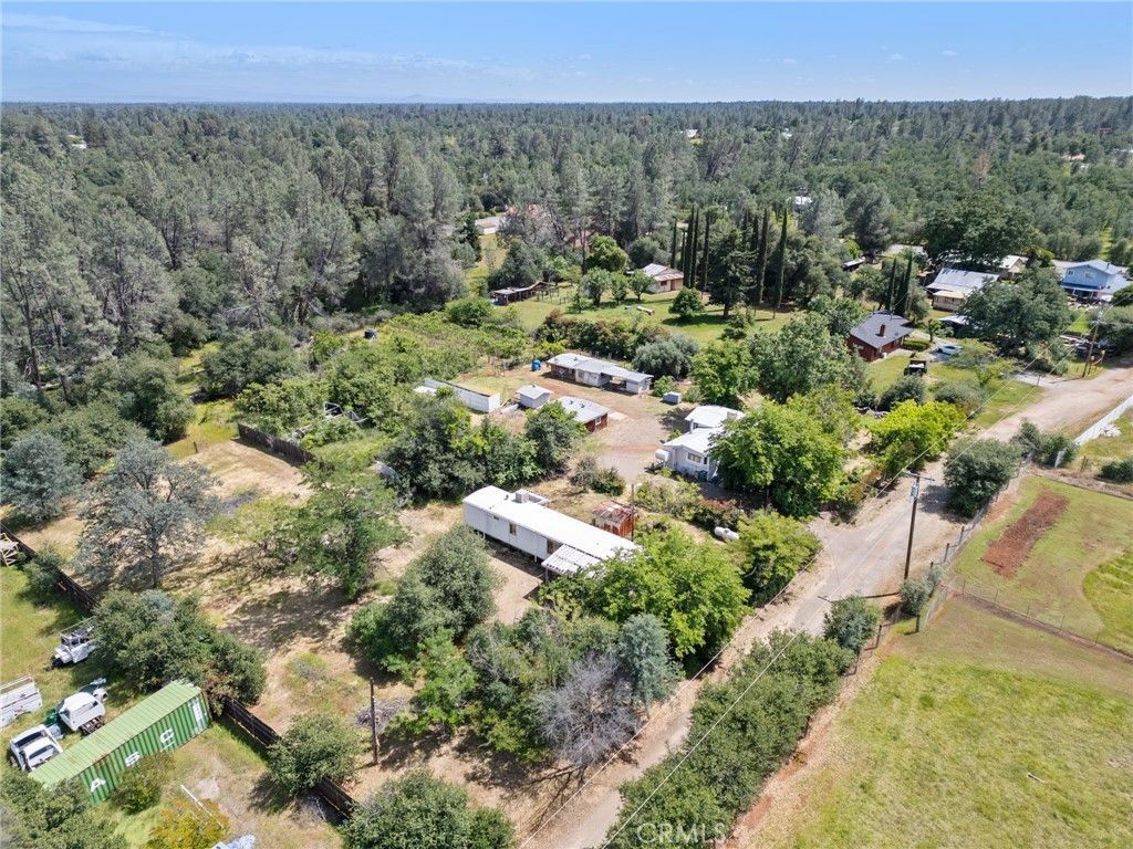 6683 Meadow Lane, Anderson, CA 96007 Main Photo