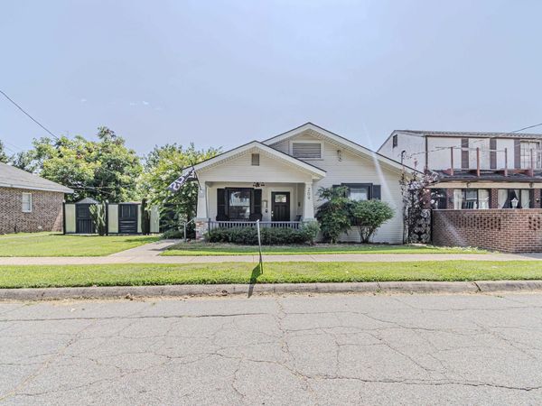209 N 4th Street , Paragould, AR 72450
