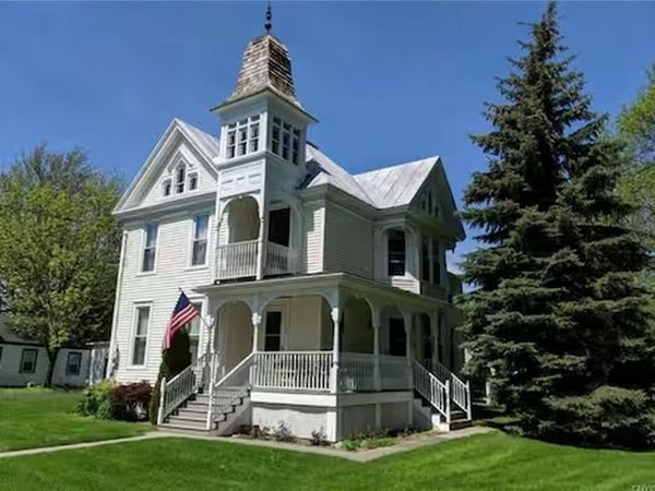 208 S Broad Street, Sackets Harbor, NY 13685