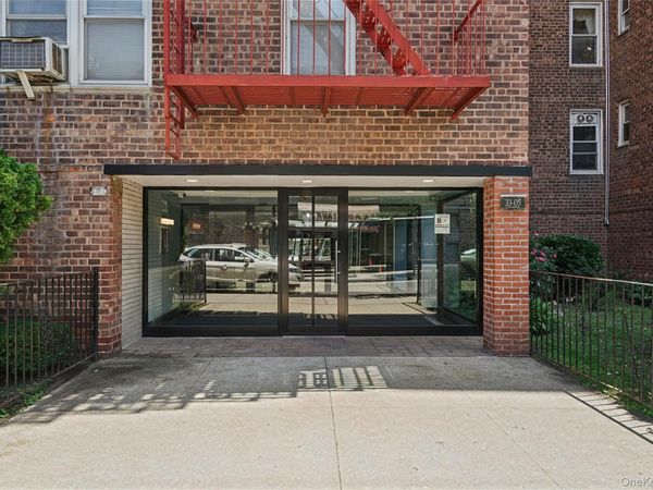 3305 90 Street, Unit 2D, Jackson Heights, NY 11372