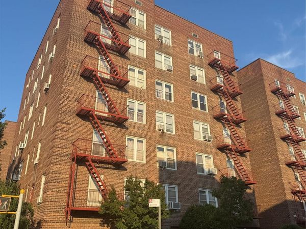 3305 90 Street , Unit 2D, Jackson Heights, NY 11372