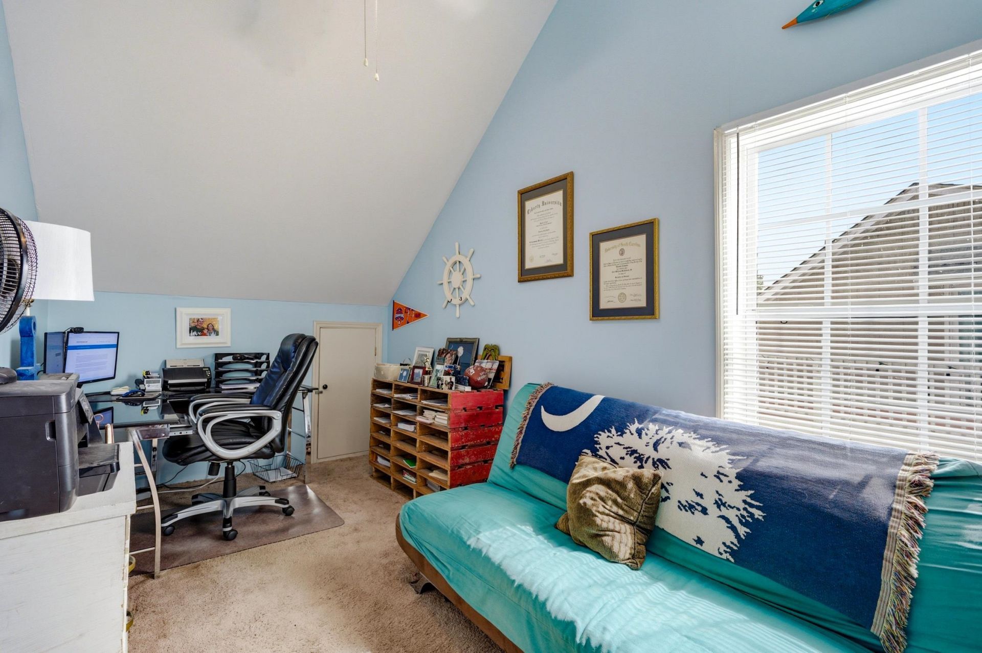 1609-c Edge Dr.  Photo 17
