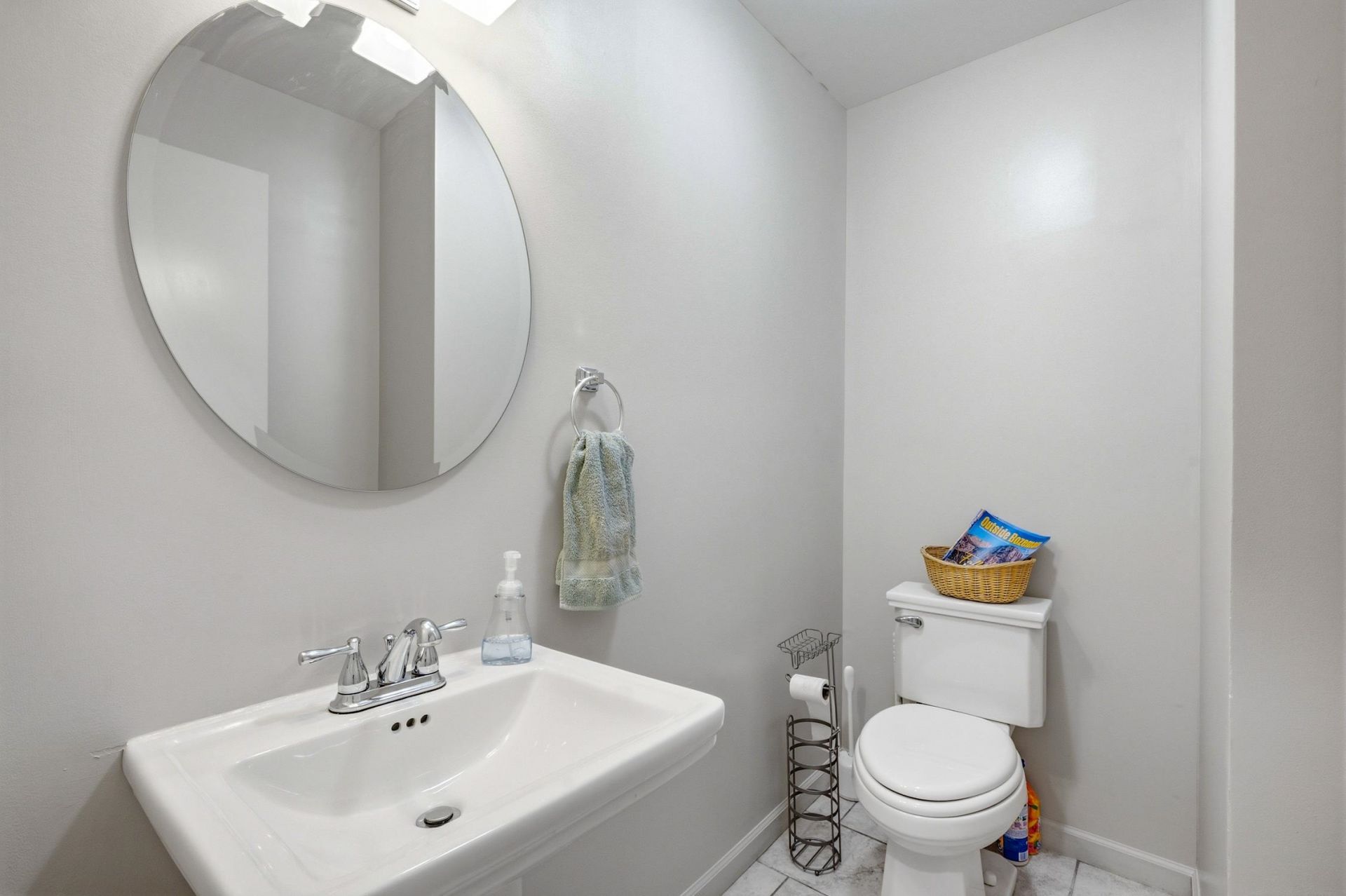 1609-c Edge Dr.  Photo 8
