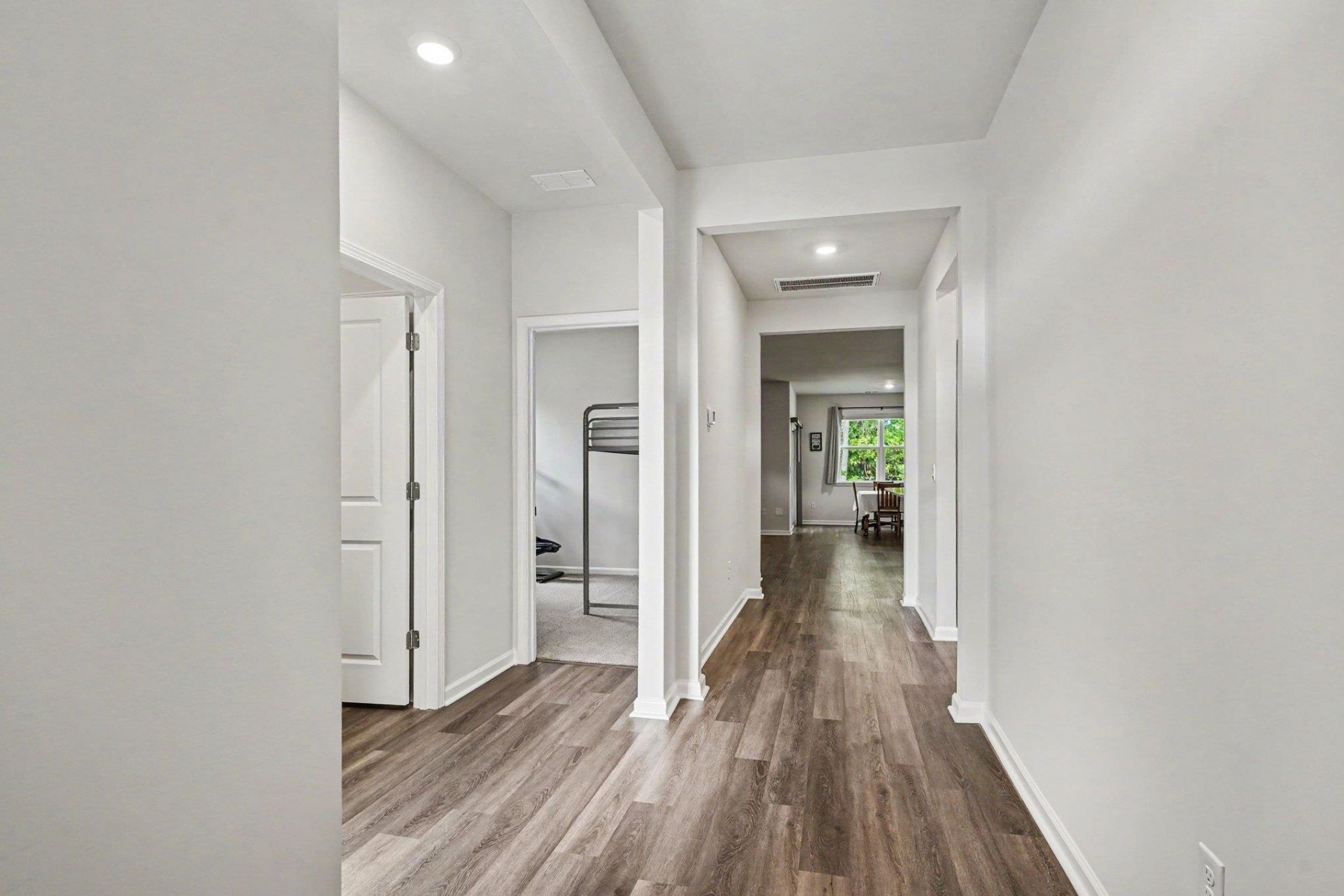 655 Gryffindor Dr. Photo 15