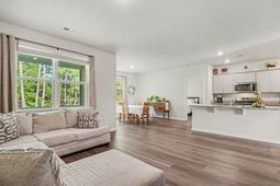 655 Gryffindor Dr. photo 4