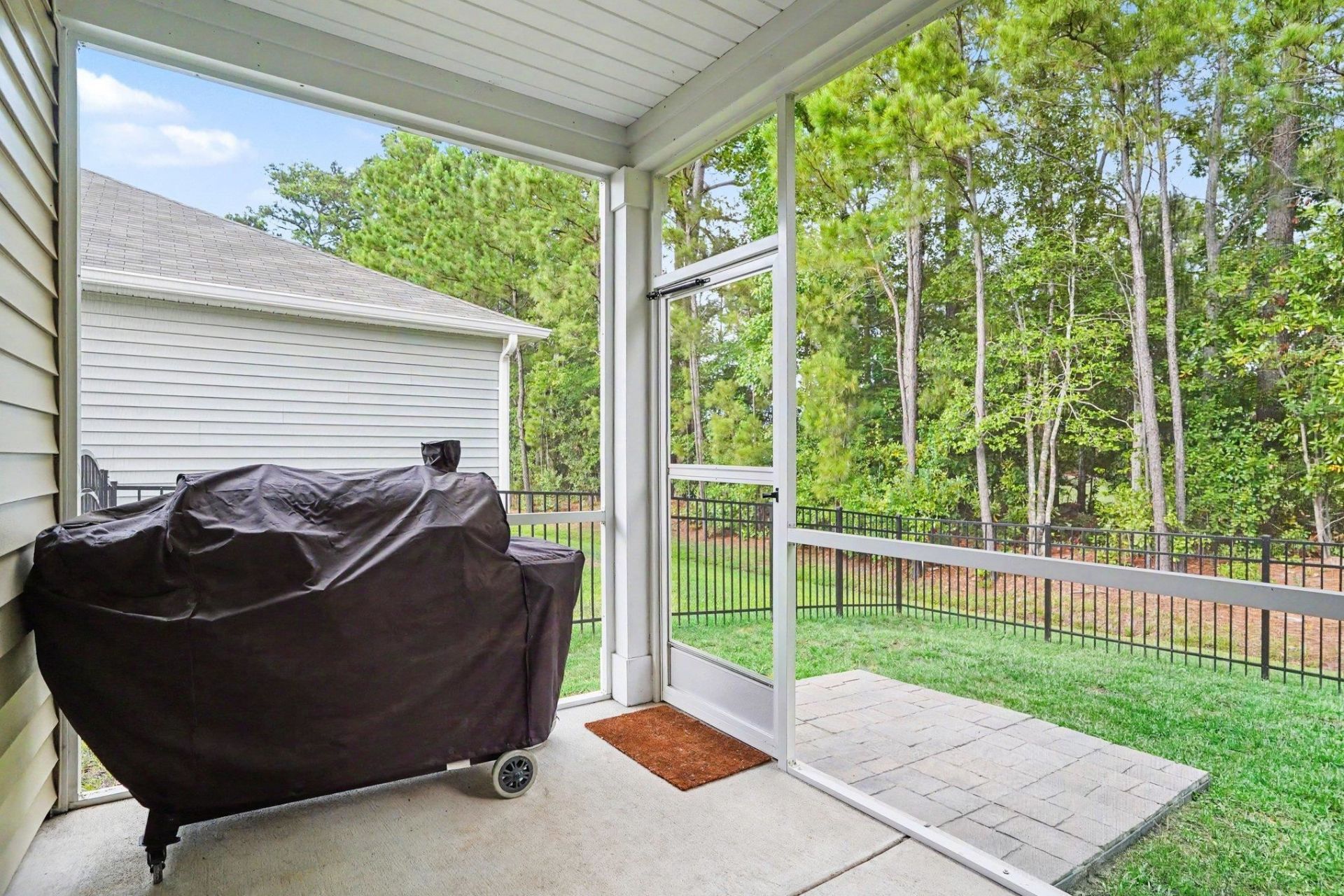 655 Gryffindor Dr. Photo 25