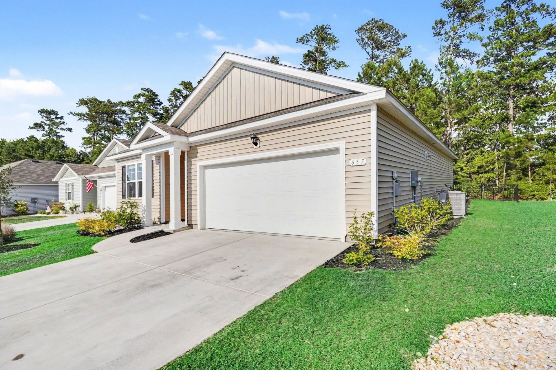 655 Gryffindor Dr. Photo 30