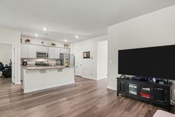655 Gryffindor Dr. photo 4