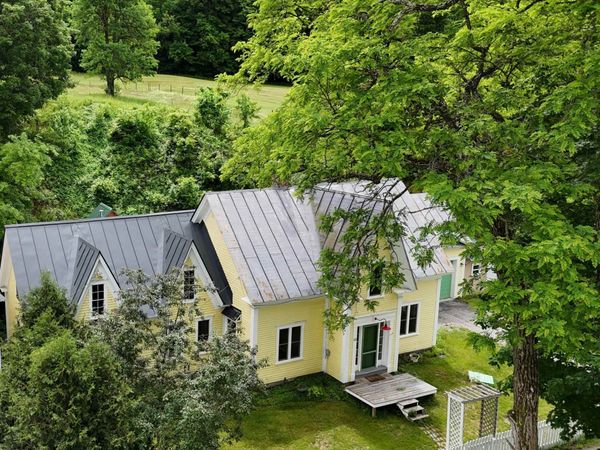 23 Short Street, Corinth, VT 05039