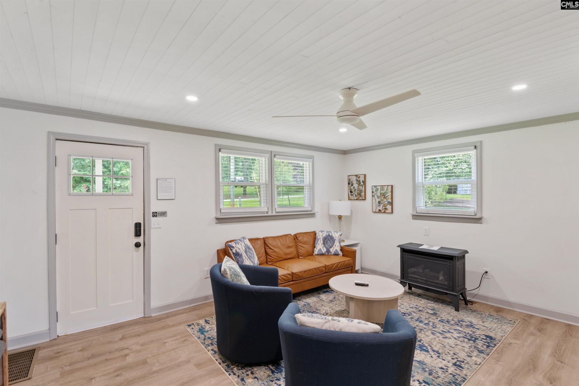 113 Cp Avenue  Photo 5