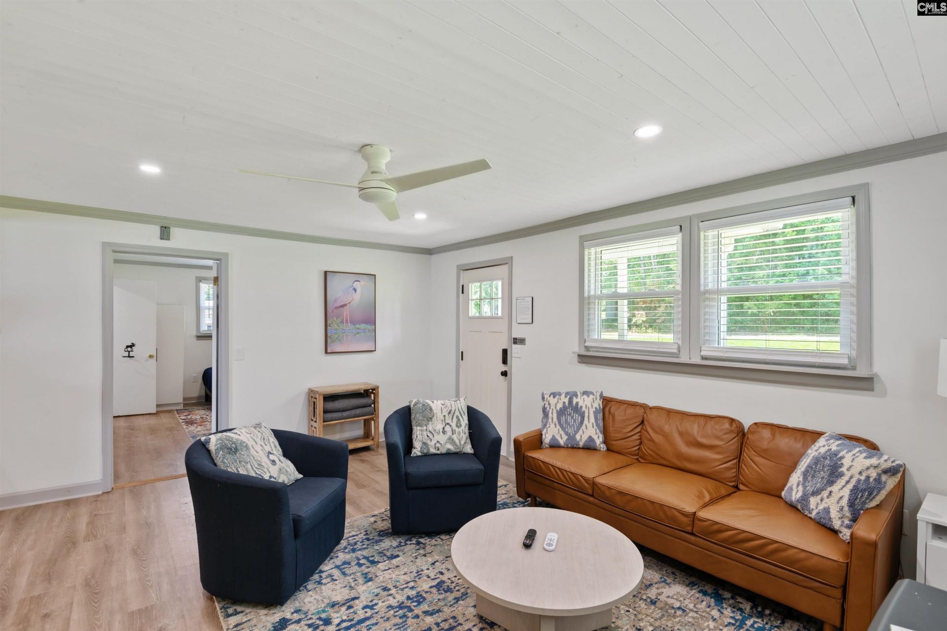 113 Cp Avenue  Photo 6