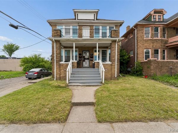 7225 American Street , Detroit, MI 48210