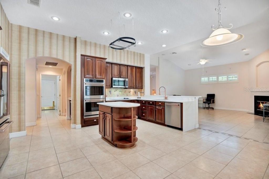 9211 Shadow Pinar Court, Orlando, FL 32825 Photo