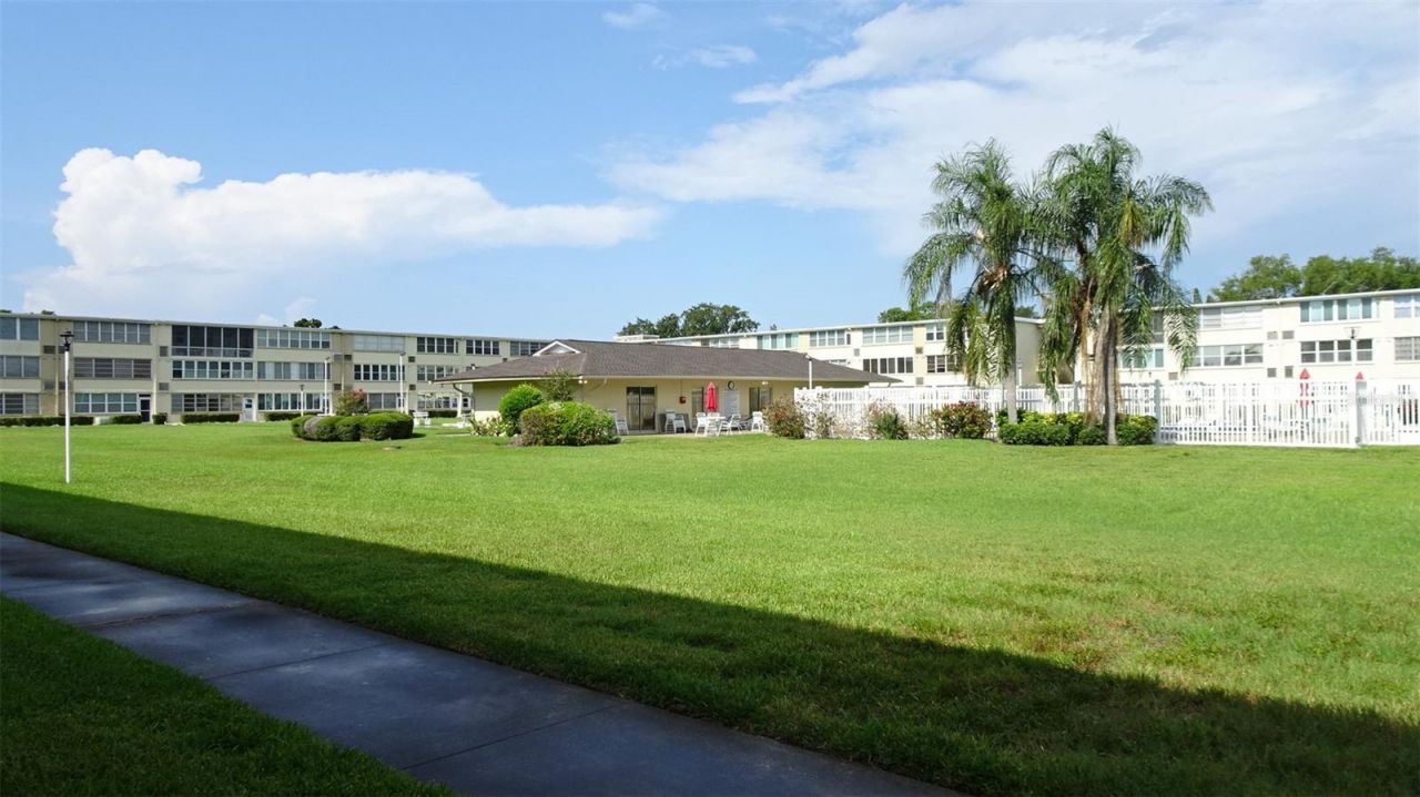 8100 Dr Martin Luther King Jr Street N, Unit 105, Saint Petersburg, FL 33702 Photo