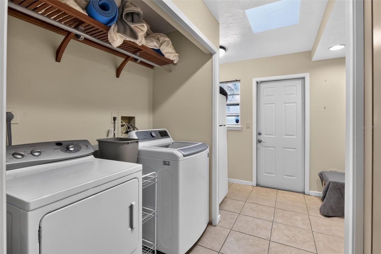 4424 Friar Tuck Lane, Sarasota, FL 34232 Photo