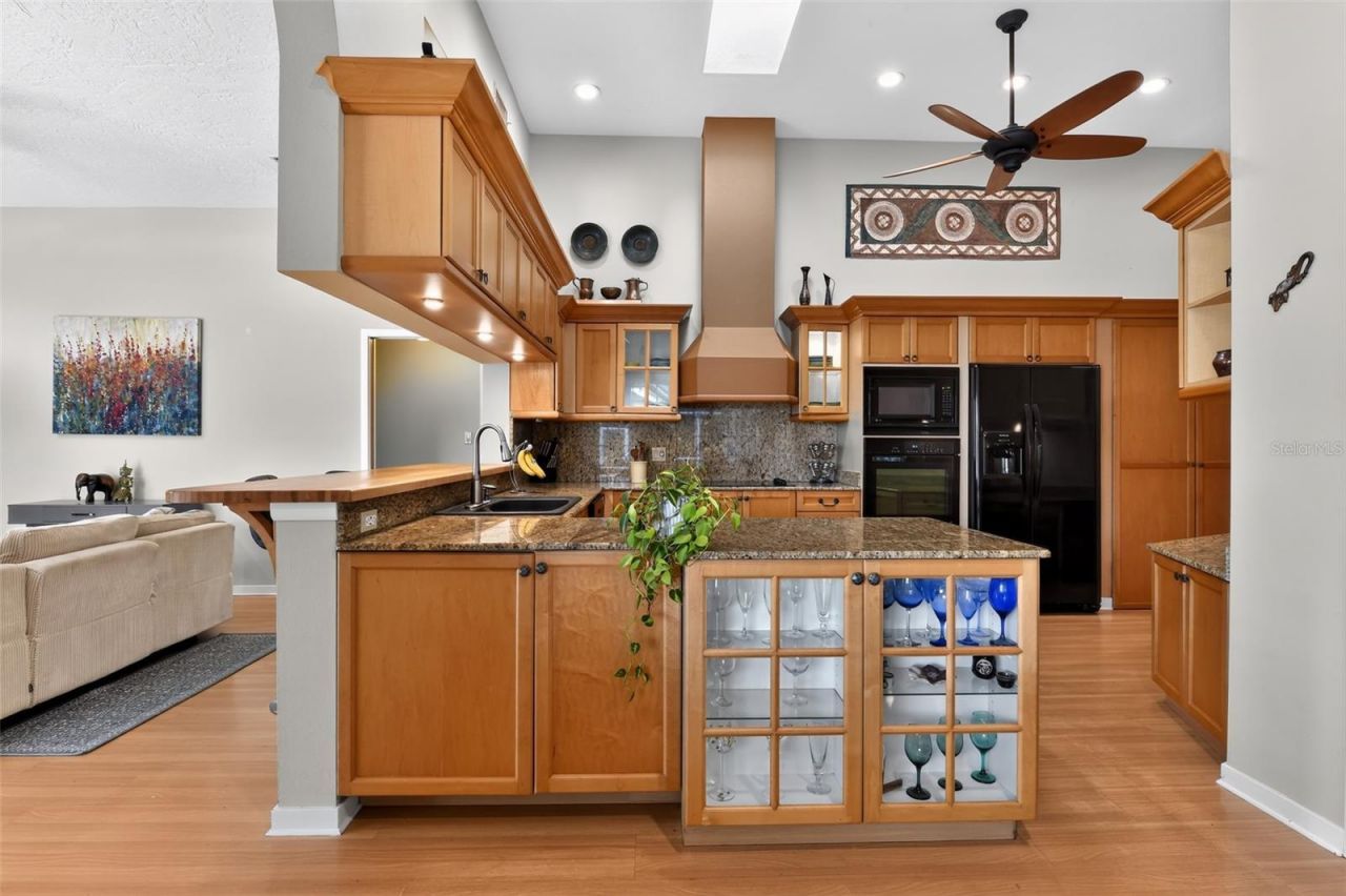 4424 Friar Tuck Lane, Sarasota, FL 34232 Photo