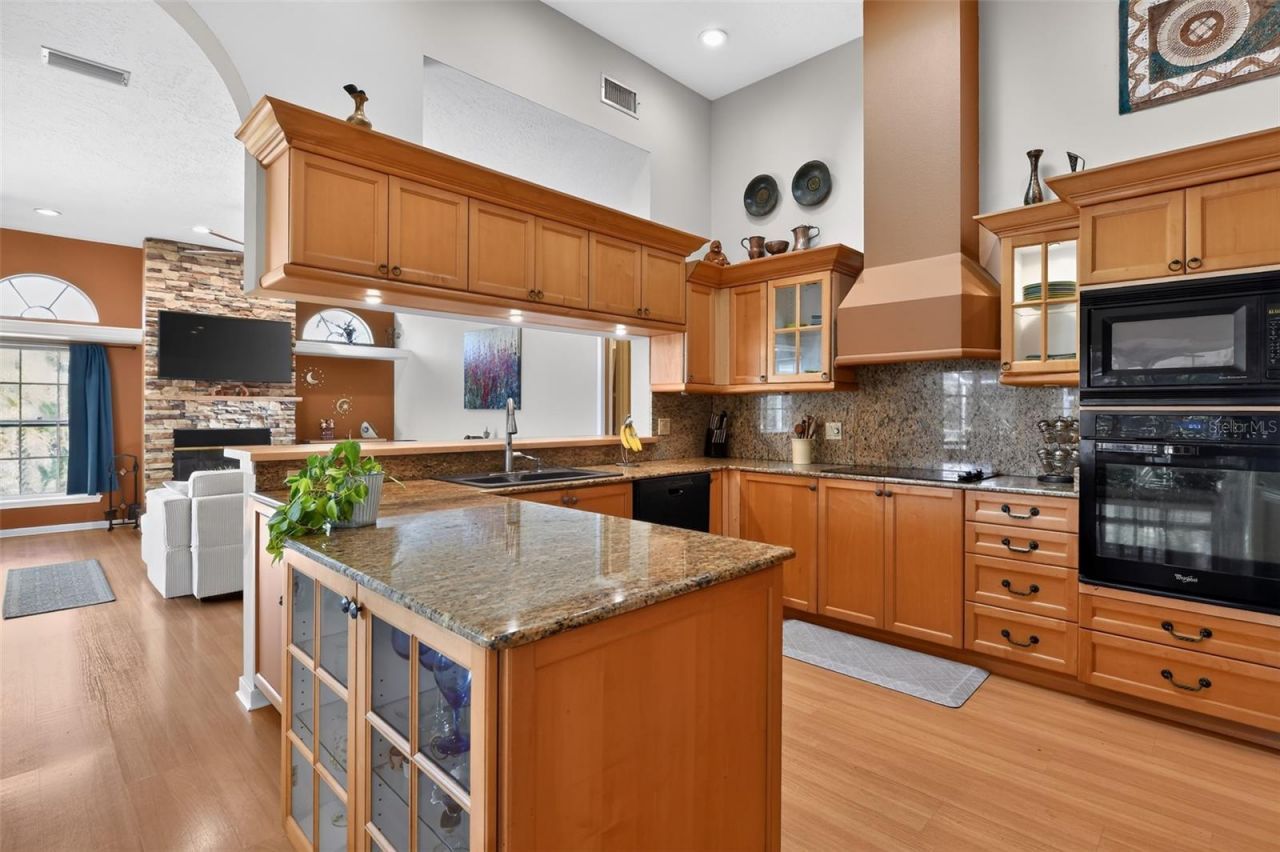 4424 Friar Tuck Lane, Sarasota, FL 34232 Photo