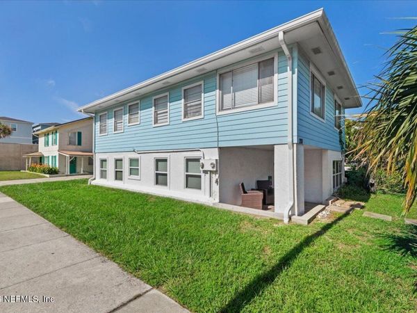 208 13TH Avenue N, Jacksonville Beach, FL 32250