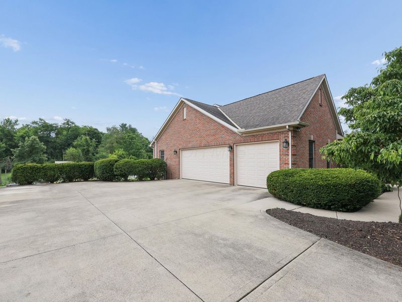 10885 Miller Avenue, Canal Winchester, OH 43110 Photo 6