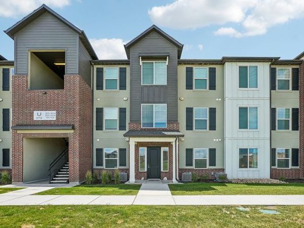 4712 W GOLDBLUM LN S, Unit U102, Riverton, UT 84096