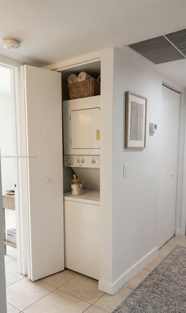 20825 NE 8th Ct , Unit 202-19, Miami, FL 33179 Photo