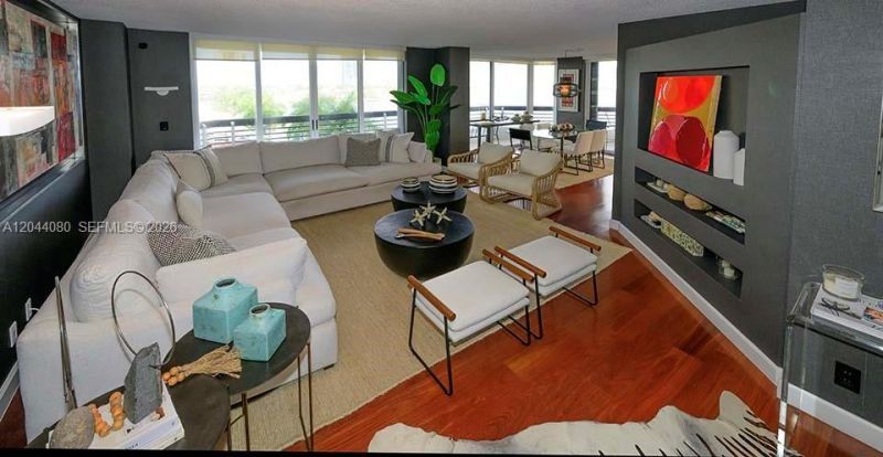 3600 Mystic Pointe Dr , Unit 718, Aventura, FL 33180 Photo