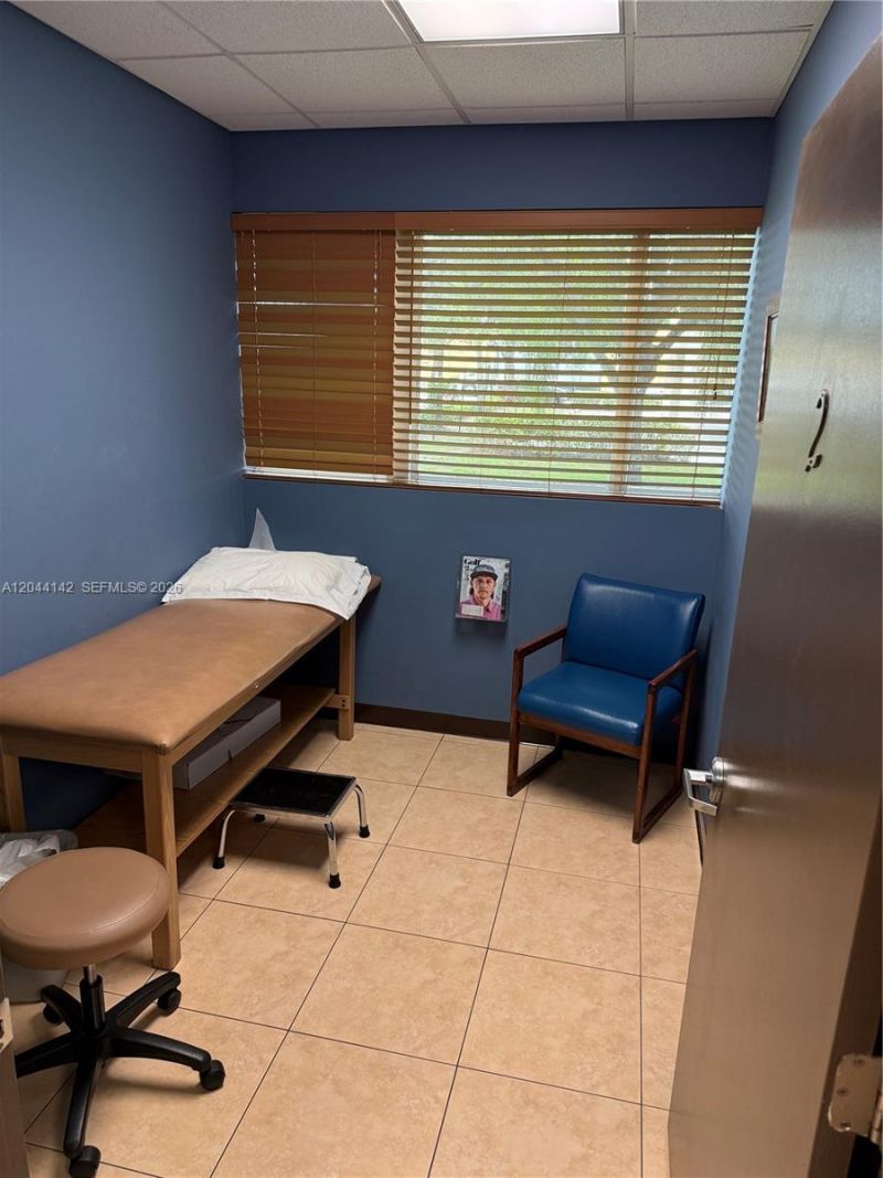 11801 SW 90th St , Unit 101, Miami, FL 33186 Photo