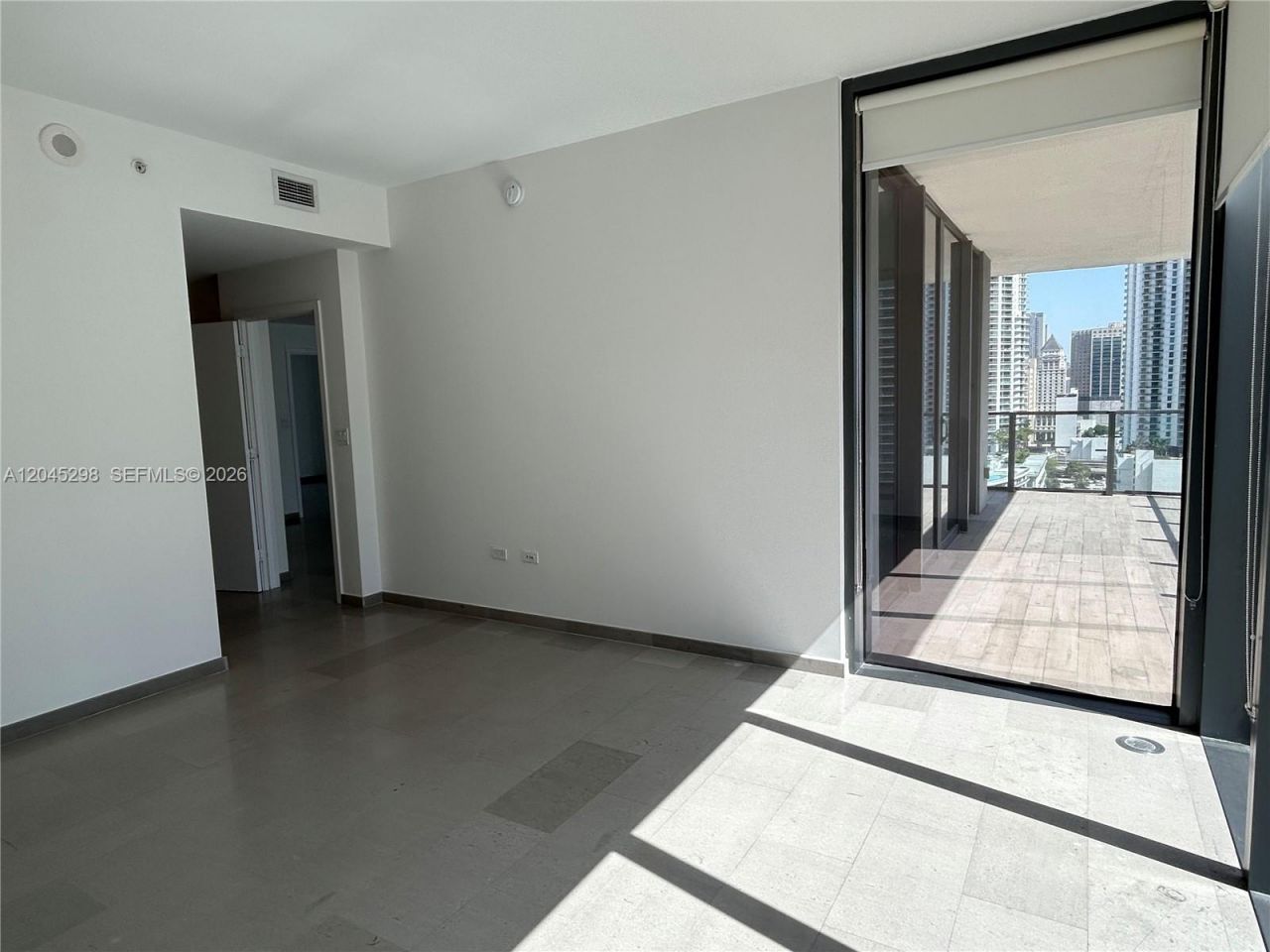 88 SW 7th St, Unit 1511, Miami, FL 33130 Photo
