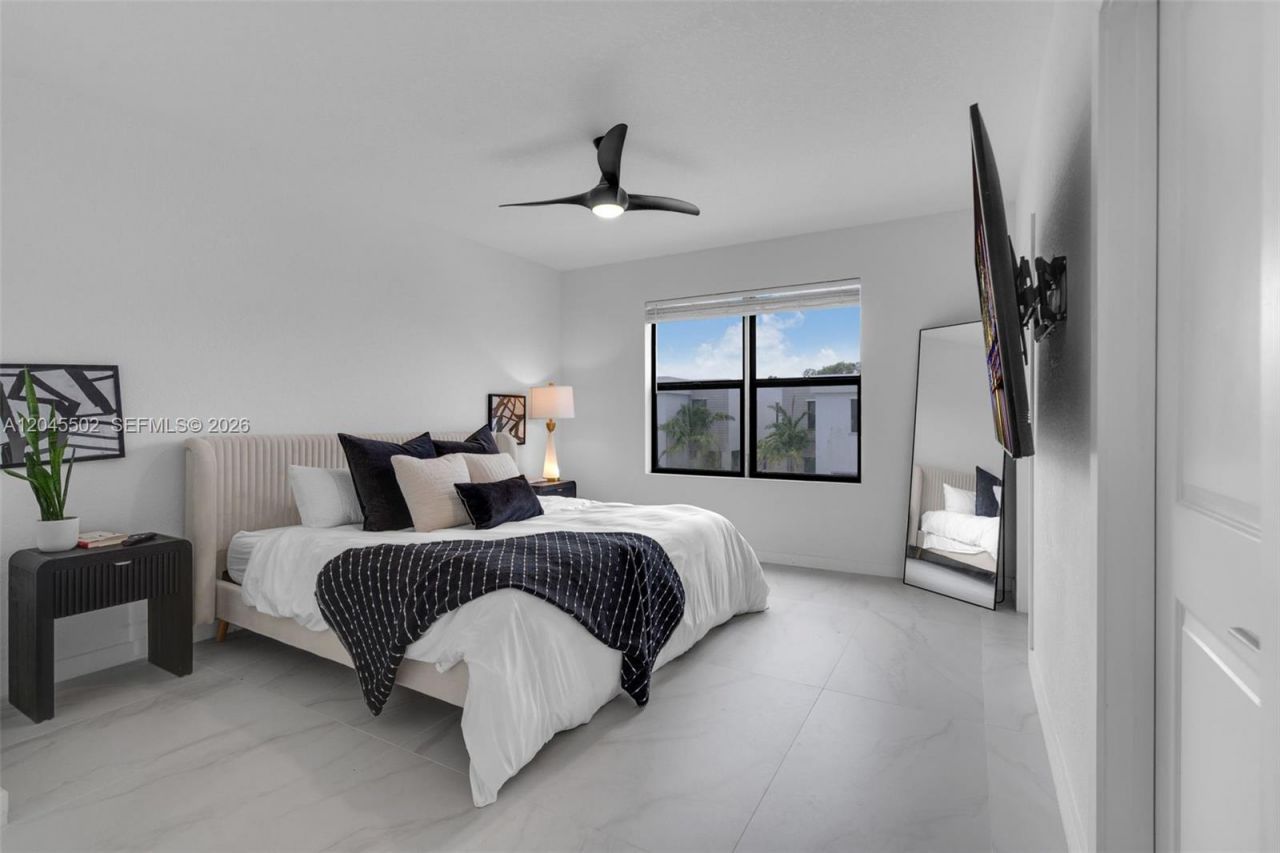 387 NW 17th St , Fort Lauderdale, FL 33311 Photo