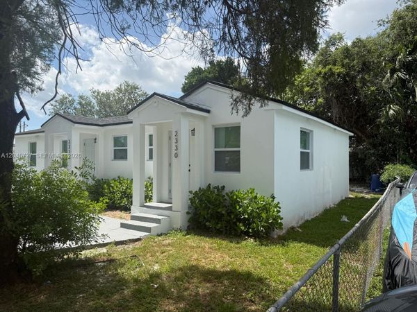 2328 NW 80th St , Miami, FL 33147