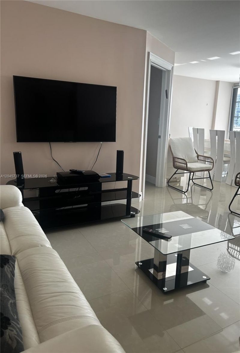 231 174th St , Unit 718, Sunny Isles Beach, FL 33160 Photo