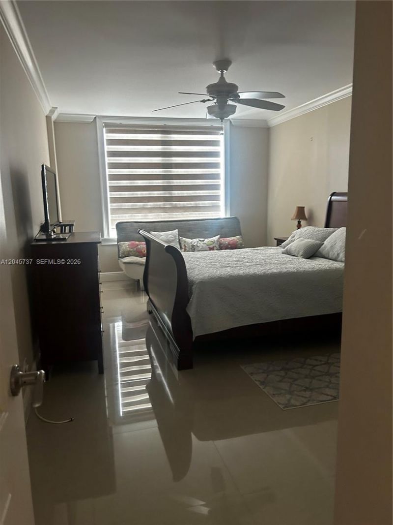 231 174th St , Unit 718, Sunny Isles Beach, FL 33160 Photo