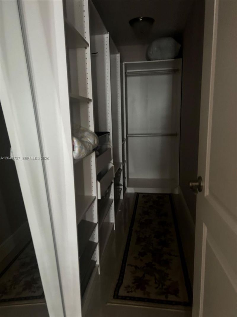 231 174th St , Unit 718, Sunny Isles Beach, FL 33160 Photo