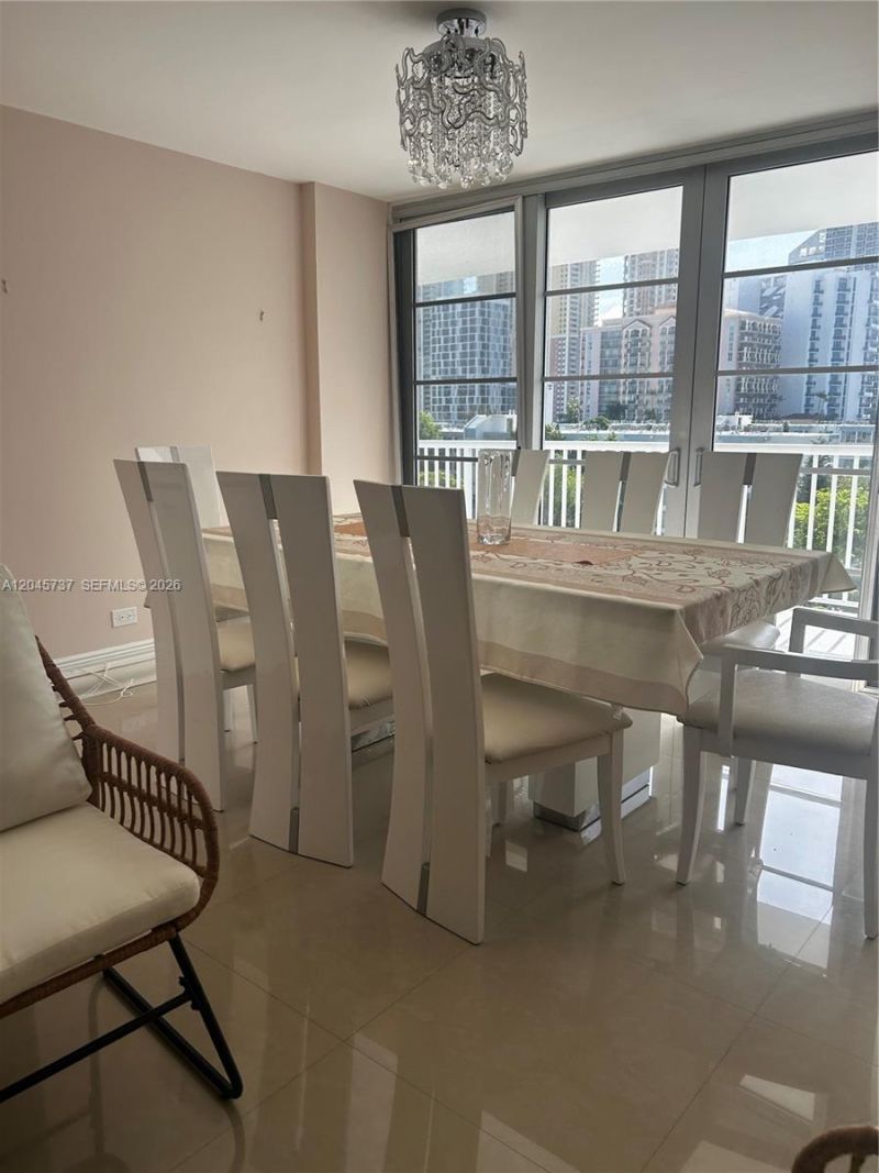 231 174th St , Unit 718, Sunny Isles Beach, FL 33160 Photo
