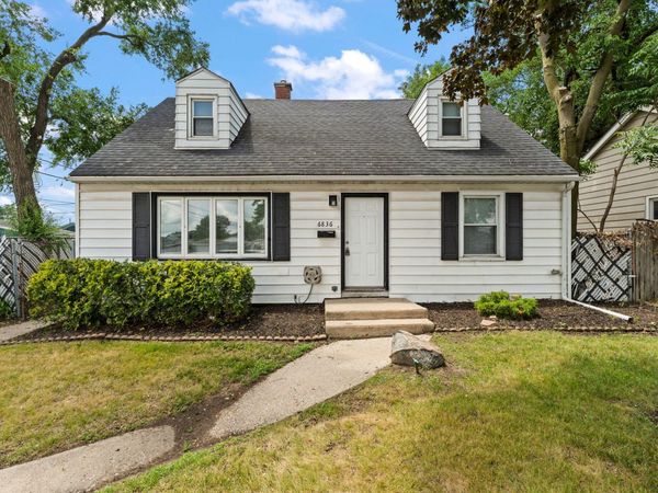 6836 Olcott Avenue, Hammond, IN 46323