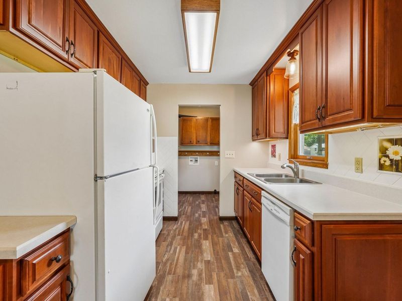 515 W Lake Street, Lakeview, OH 43331 Photo 13