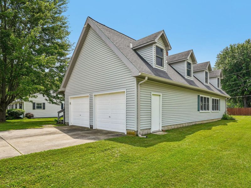 515 W Lake Street, Lakeview, OH 43331 Photo 3