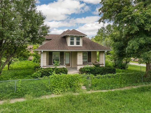 215 Lee Street, Craig, MO 64437