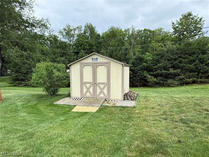 256 Clarence Drive SE, New Philadelphia, OH 44663 Photo 45
