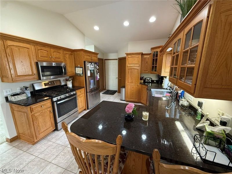 256 Clarence Drive SE, New Philadelphia, OH 44663 Photo 5