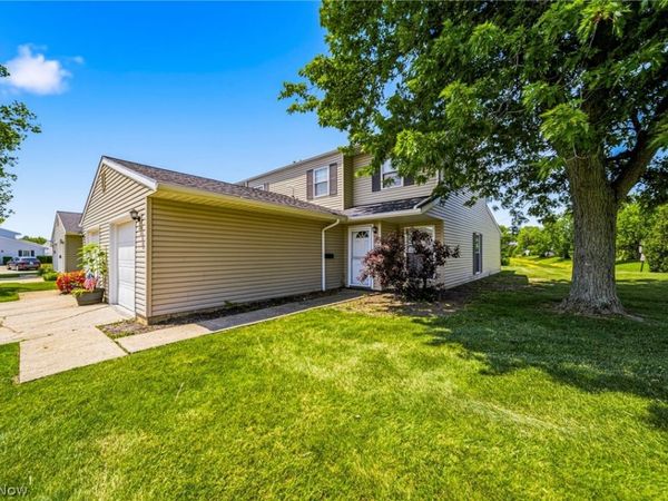 6824 Beacon Drive , Unit D, Mentor, OH 44060
