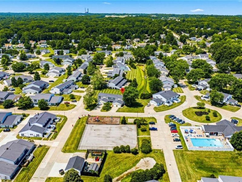 6824 Beacon Drive, Unit D, Mentor, OH 44060 Photo 32